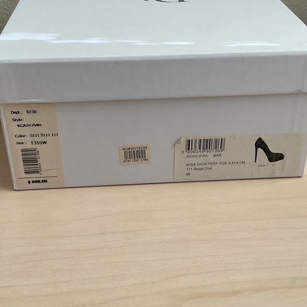 Dior Women's Beige Heels - Picture 2 of 14